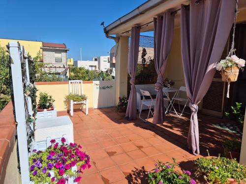 Carbonia House | Casa Vacanze Fiori di Lina