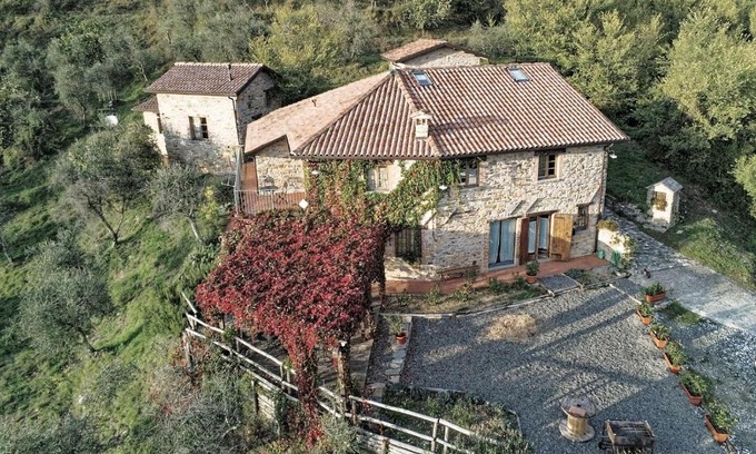 Gragnola House | Casa Vacanze La Casala