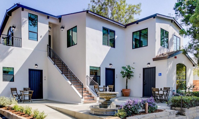 Upper East Apartment | Casa Valerio Unit #8-Boutique Suite in Downtown Santa Barbara