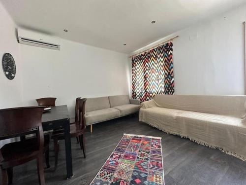 Vallromanes Apartment | Casa Vallromanes Rest House
