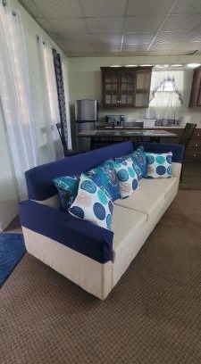 Tunapuna-Piarco Bed & Breakfast | Casa verde
