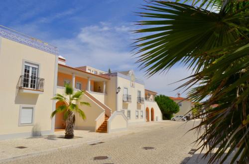 Praia del Rei Apartment | Casa Vermelho