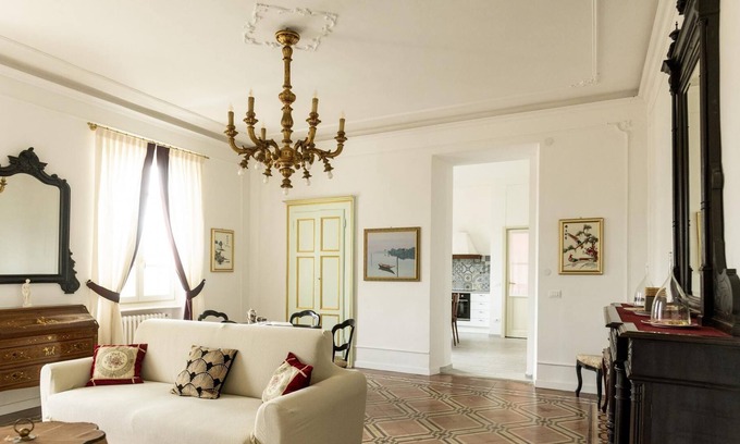 Serralunga d'Alba Apartment | Casa Viberti - Mazzini 9