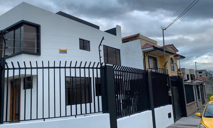 Sangolqui House | Casa Villarreal