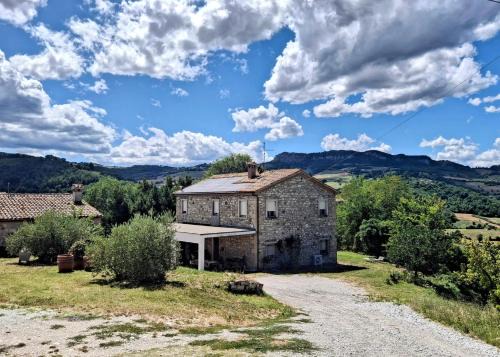 San Leo Apartment | Casa Vitiolo - right section