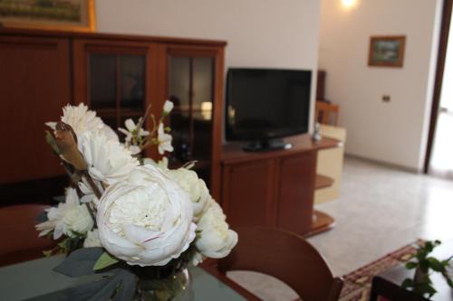 Cava Manara House | Casa Vittoria