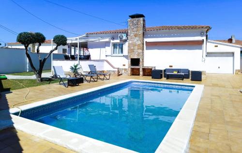 L'Escala Ski Chalet | CASA XAVET, Piscina Privada Aire Acondicionado Free