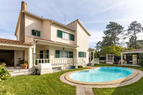 Corroios Villa | Casa Ze da Cotta Marisol