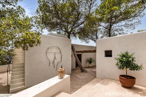 Sant Josep de sa Talaia Villa | Casablanca