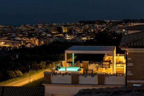 Tortoreto Apartment | Casadelmare14 Roof Deluxe - Vista Mozzafiato con jacuzzi
