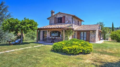 Loreto Villa | Casal Del Salice 10, Emma Villas