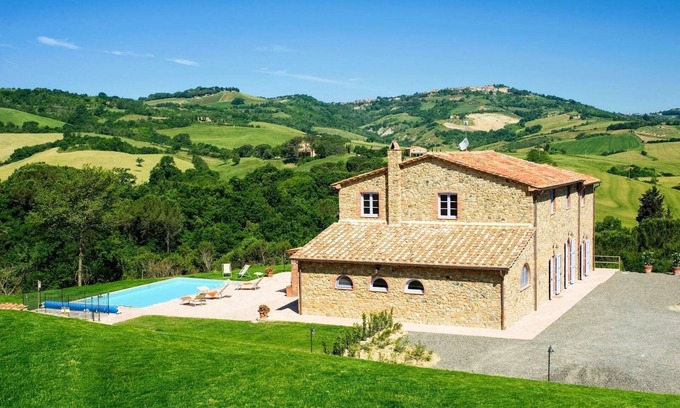 Guardistallo Villa | Casale Bacio In Guardistallo, Tuscany