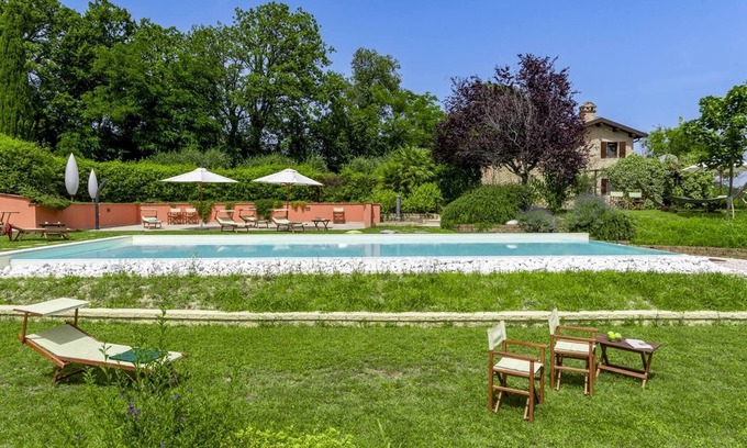 Monteciccardo House | Casale Belvedere 8&1 by Marche Holiday Villas