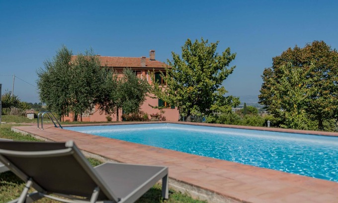 Cantalupo Villa | Casale Nocciolo 9 - Five Bedroom Villa, Sleeps 9