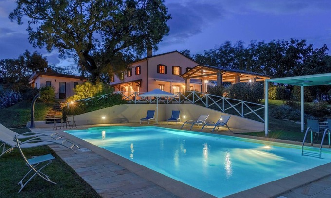 Cartoceto Villa | Casale Partemio 8 Marche Holiday Villas