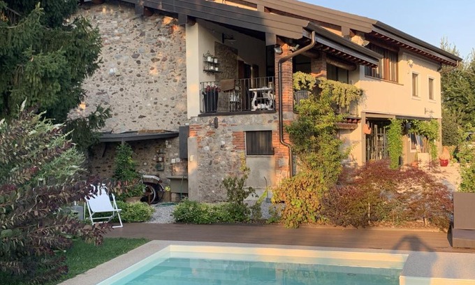 Calvagese della Riviera Villa | Casale Riviera