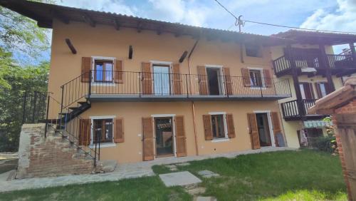 Rocca Canavese House | Casamapun