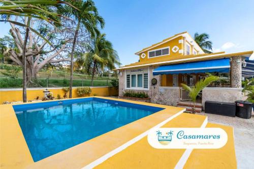 Pedernales House | Casamares Oasis Vacacional con Piscina y Barbacoa