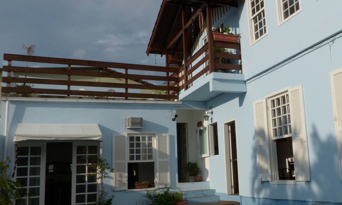 Costeira do Pirajubae House | Casario Azorean style for groups or family