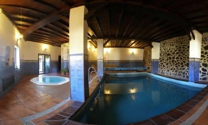 Mecina Bombaron Cottage | Casas Blancas cottages for 5 people