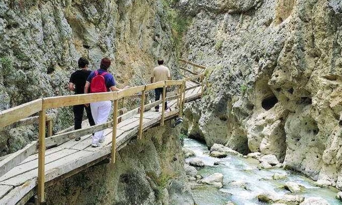 Galera House | Casas Cueva El Mirador de Galera for 2 people