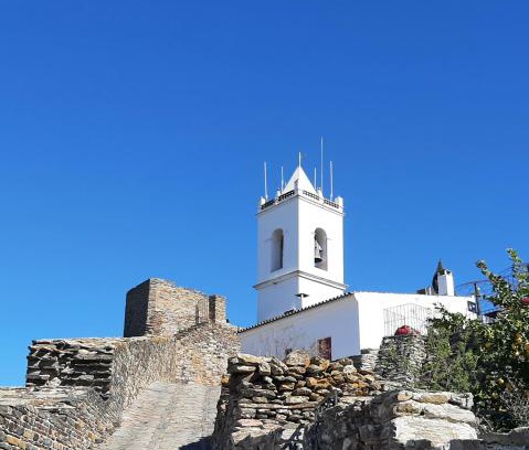 Monsaraz House | Casas Letizia e Sebastião