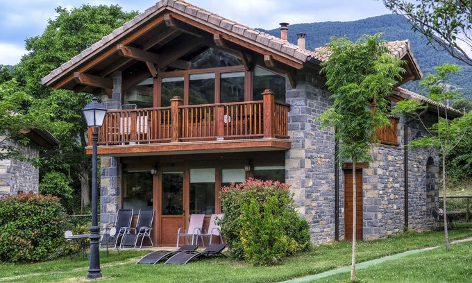 Puertolas Cottage | Casas rurales La Ribera for 2 people