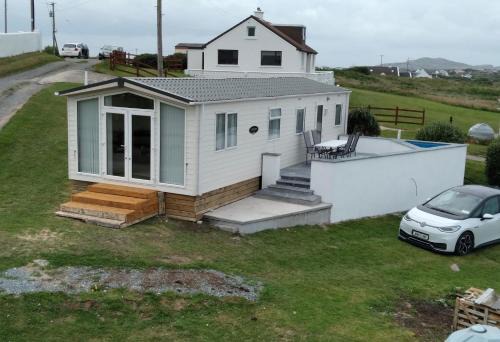 Kincasslagh House | Cascade Lodge & Hot Tub F94 H0FR