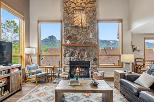 Purgatory House | Cascade Village 61