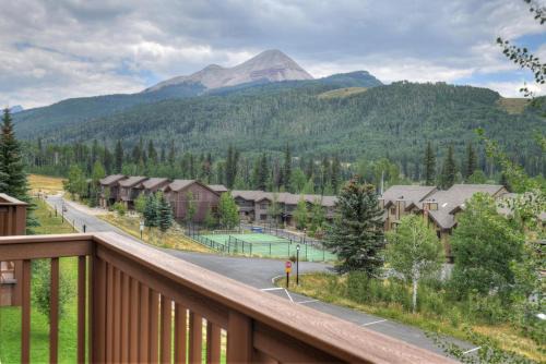 Purgatory House | Cascade Village 31
