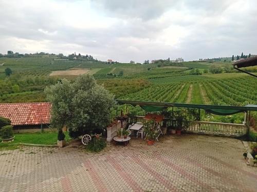 Agliano Terme Apartment | Cascina Cantaret Agriturismo