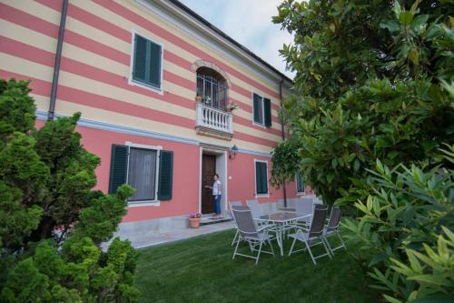 Castelletto Merli House | Cascina Olivetta -sleep in winery