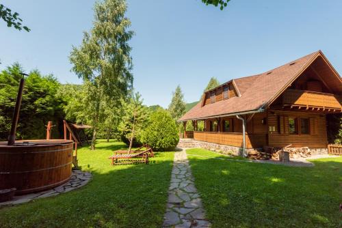 Zetea House | Case la cheie Várlak