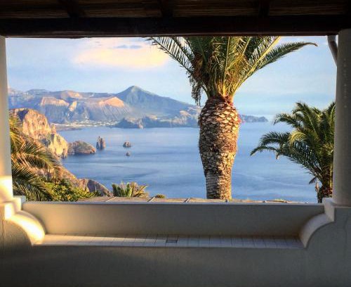 Lipari House | Case Quattrocchi - Giardino e Terrazzi con vista Panoramica sul Mare, Etna e Vulcano