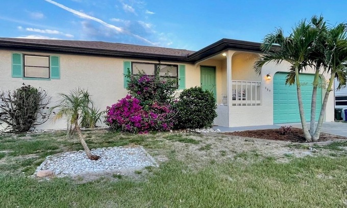 Laurel House | CASEY KEY- NOKOMIS BEACH HOUSE