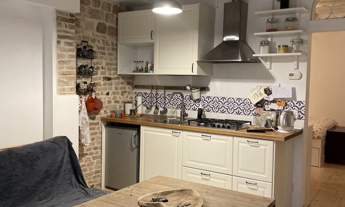 Historic Center Apartment | Casina Centottrecento - Italian Style Accommodation-.