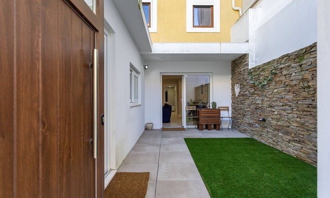 Seixal House | CASINHA DA BAIA - Townhouse with patio in Seixal
