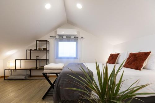 Horta House | Casinha da Praia - Beachside Retreat Almoxarife