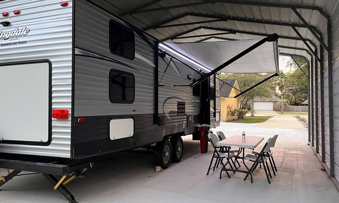 Denham Springs RV Rental | Casita! Great Location 4 mins from I-12 17 miles LSU Tiger Stadium