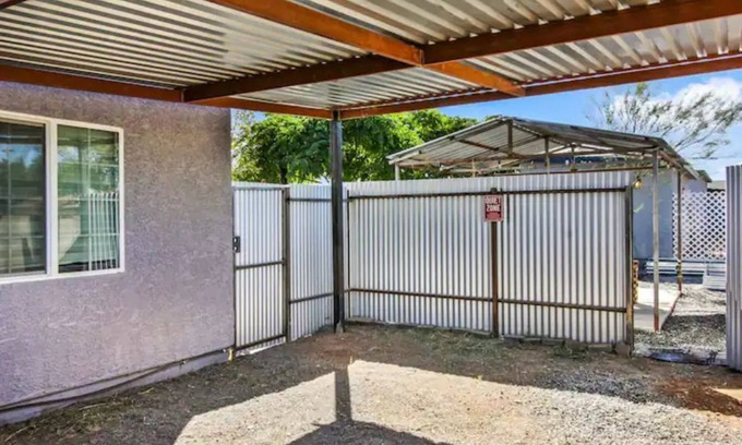 Tucson House | Casita: Patio, Fire Pit, & Secure Car Porch
