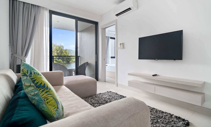 Bang Tao Condo | Cassia Residences 1BR A1 Sea side