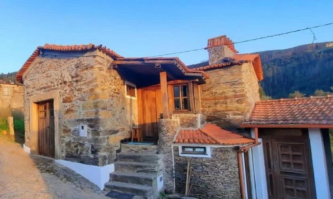Castelo de Paiva House | Castelinho