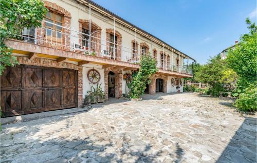 Belvedere Langhe House | Castello Dei Diamanti