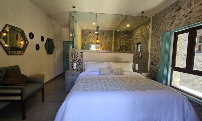 Santeagueda Apartment | Castello di Carlo - Suite Carlo I