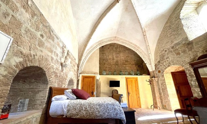 Bulbuente Hotel | Castillo de Bulbuente de Luis Zueco