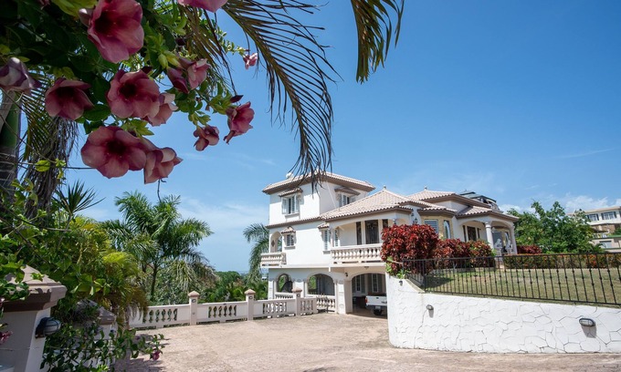 Jaguey Villa | Castillo de Palmas, Panoramic Views of Rincon