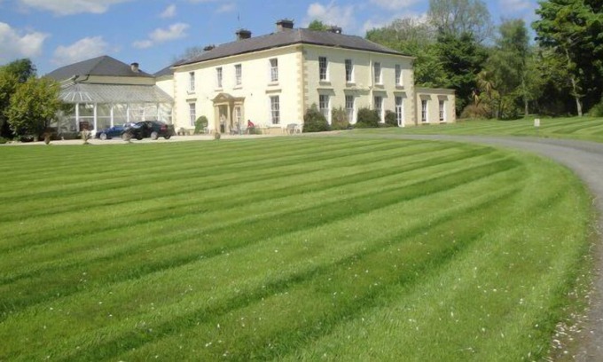 Letterkenny Hotel | Castle Grove