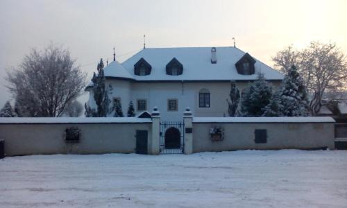 Kotesova Apartment | Castle Kaštieľ Kotešová