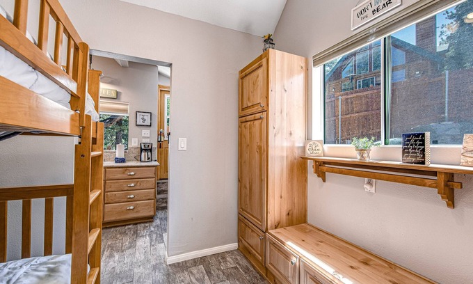 Boulder Bay Cabin | Castle Rock Cabin #178