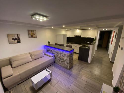 Tolmin Apartment | Castle View